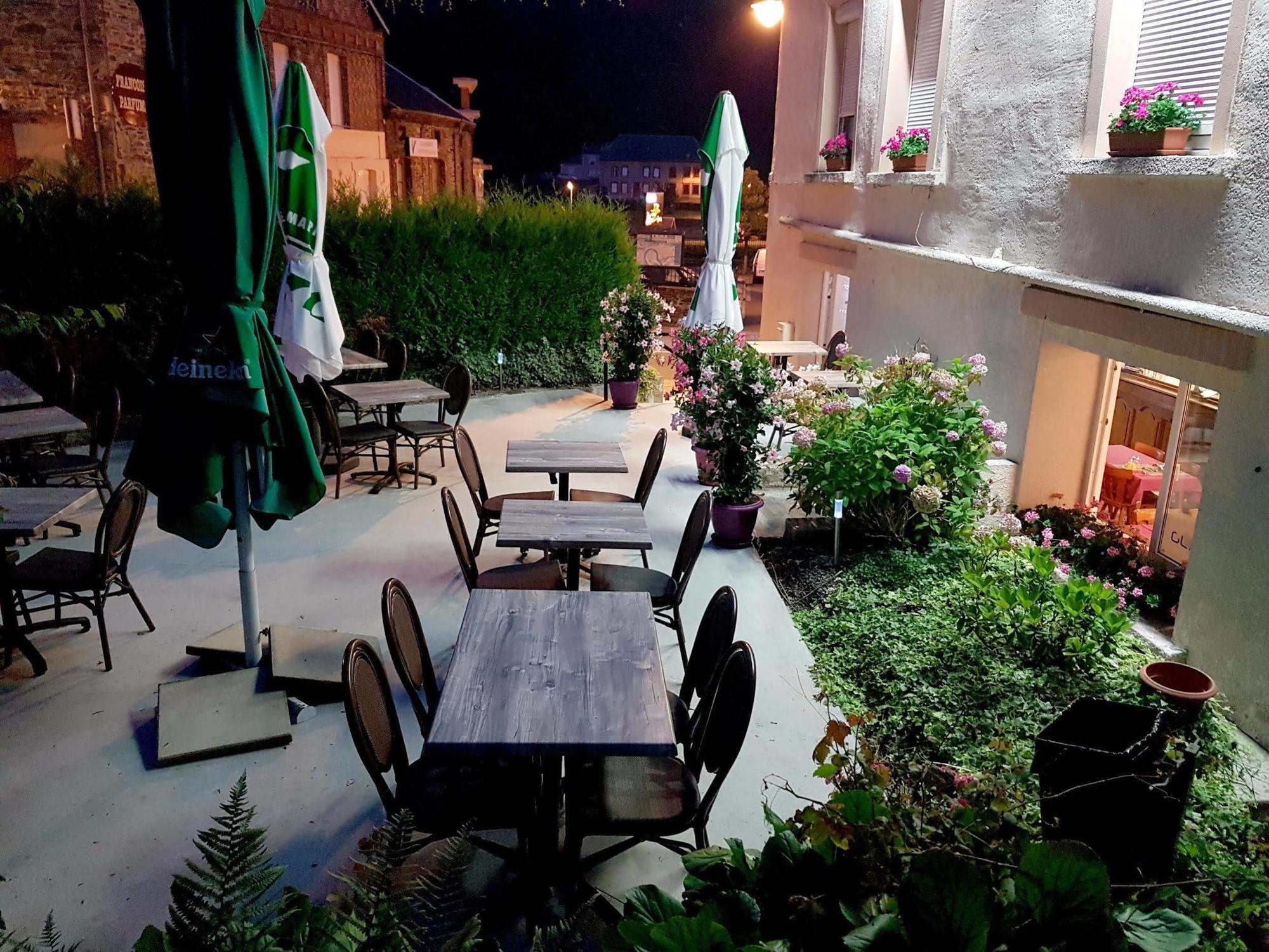 Logis Le Franco Belge Hotel Montherme Ngoại thất bức ảnh